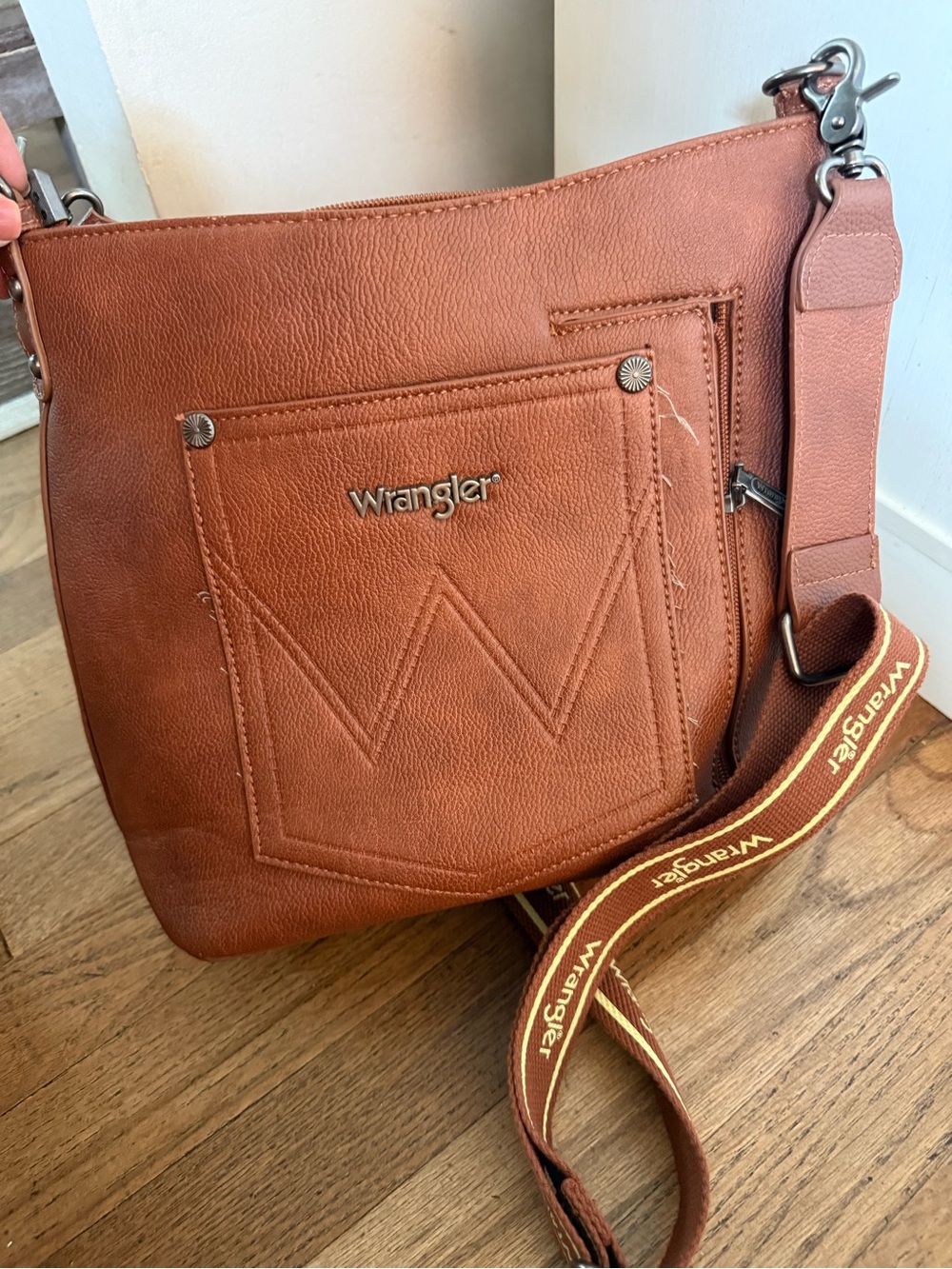 Wrangler Brown/Tan Leather Crossbody Bag with Branded Strap